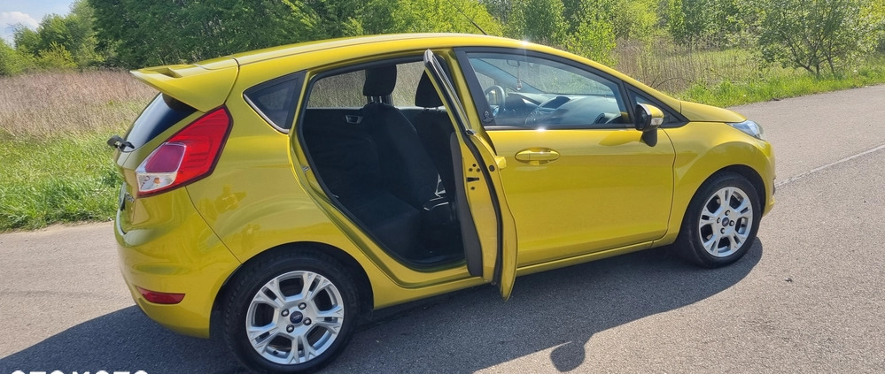 Ford Fiesta cena 27800 przebieg: 141000, rok produkcji 2013 z Polanica-Zdrój małe 631
